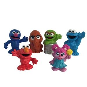 Hasbro Sesame Street Figures 6 Pc Elmo Cookie Grover Abby Snuffleupagus Oscar